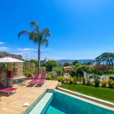 Golfe-juancannes Modern 3-bedroom With Swimming Pool And Sea View Villa Vallauris